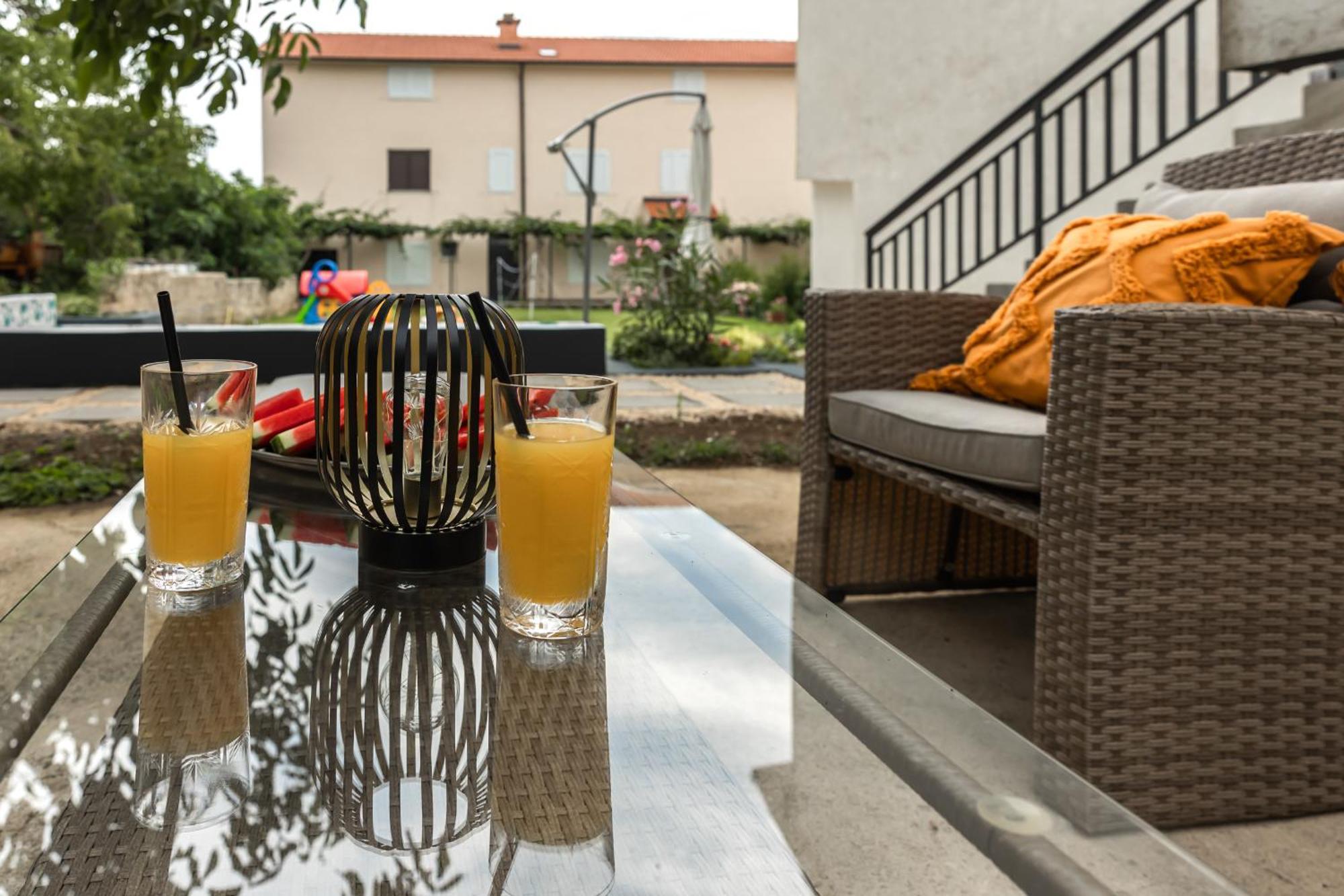 Deluxe Apartment Roma Imotski Extérieur photo