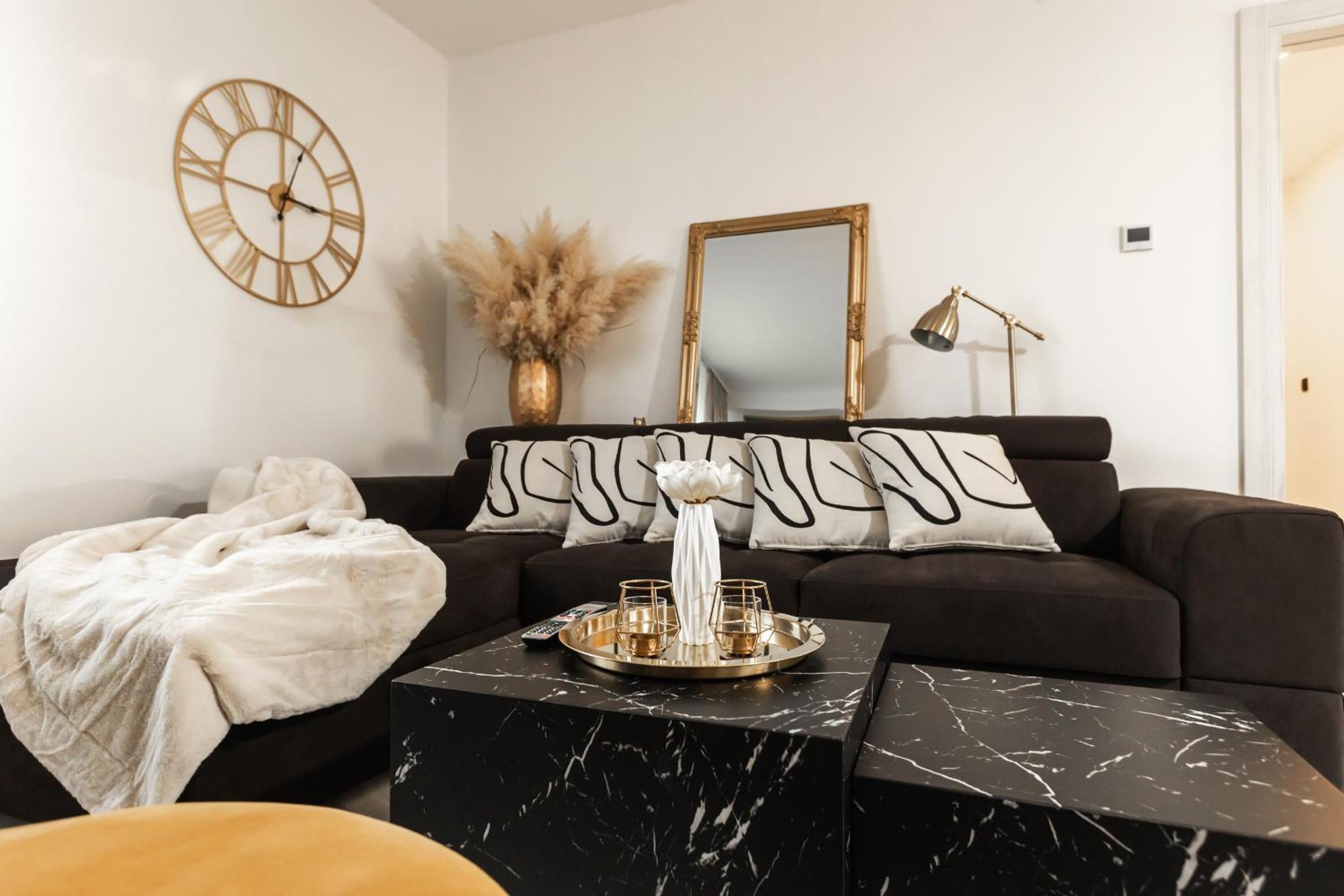 Deluxe Apartment Roma Imotski Extérieur photo